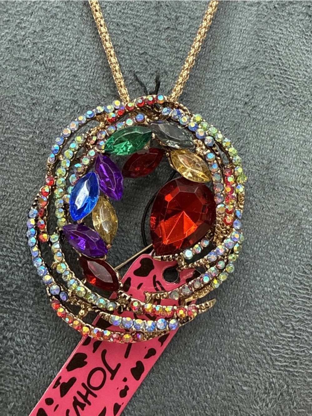 Betsy Johnson rare Multicolor Crystal Wreath Pendant brooch Necklace - - Picture 5 of 14